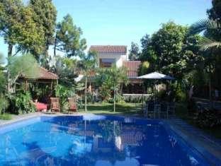 Five Cloves Pool Villa Lembang Kültér fotó
